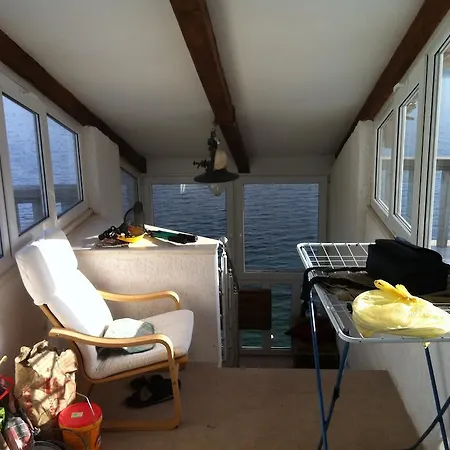 Frog Creek Apartment