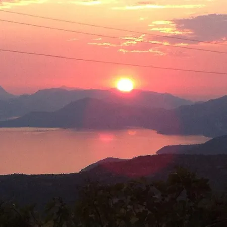 Frog Creek Apartmán Slano